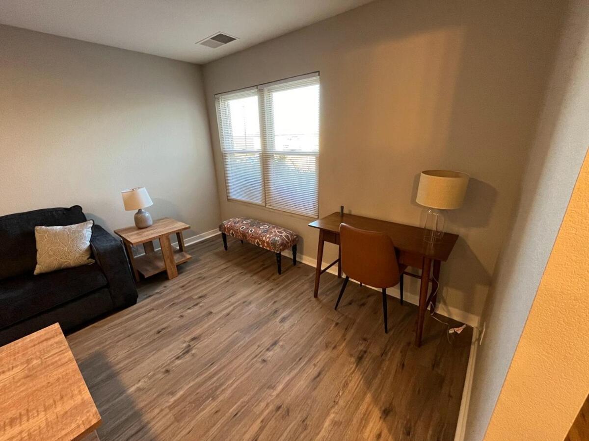 Aksarben Living-Cozy 1 Bdrm 1 Ba Lejlighed Omaha Eksteriør billede